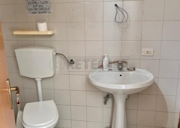 5.jpeg - Commercial Premises Via Pier Maria Rosso di San Secondo 107, Caltanissetta - photo 4