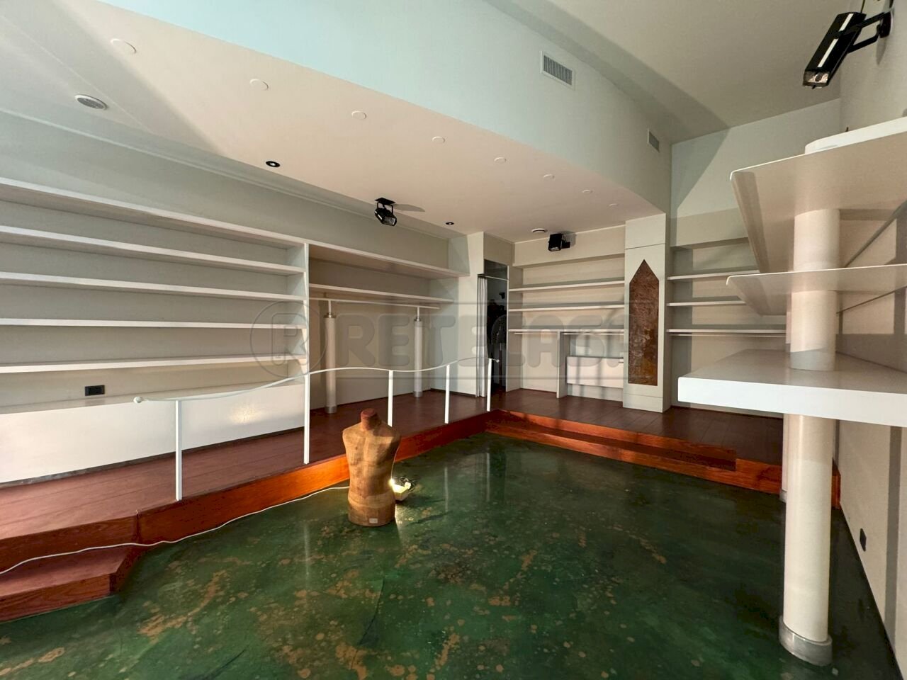 WhatsApp Image 2026-03-30 at 17.08.51 (3).jpeg - Locale Commerciale Via Giuseppe Mazzini, Crema - foto 3