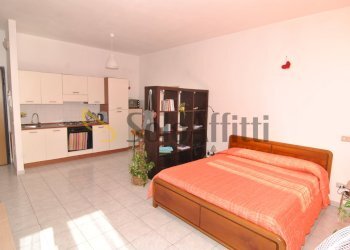 VANO PRINCIPALE - One-room apartment Via de Larderel 88, Livorno - photo 3