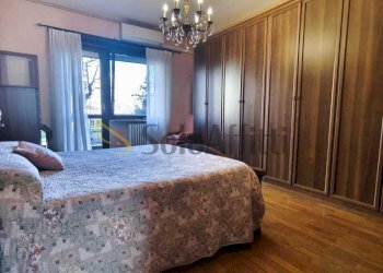 camera da letto - Trilocale Via Enrico Dandolo 21, Torino (zona Mirafiori Nord) - foto 11