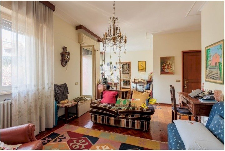 8.jpeg - Appartamento Via Emilia Est 129, Parma (zona San Lazzaro) - foto 1