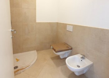 20250905_153641.jpg - Commercial Premises TRAV. VIA MILANO, Brescia - photo 8