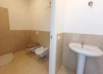 20250905_153649.jpg - Commercial Premises TRAV. VIA MILANO, Brescia - photo 9