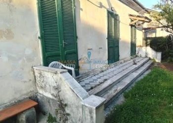 1.jpg - Villa Via Petroniano 10, Massa - foto 4