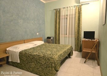 27.jpg - Albergo - Struttura ricettiva Via Chiesa Tonda, Trevi - foto 27