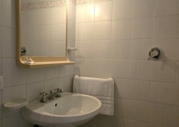 30.jpg - Albergo - Struttura ricettiva Via Chiesa Tonda, Trevi - foto 30