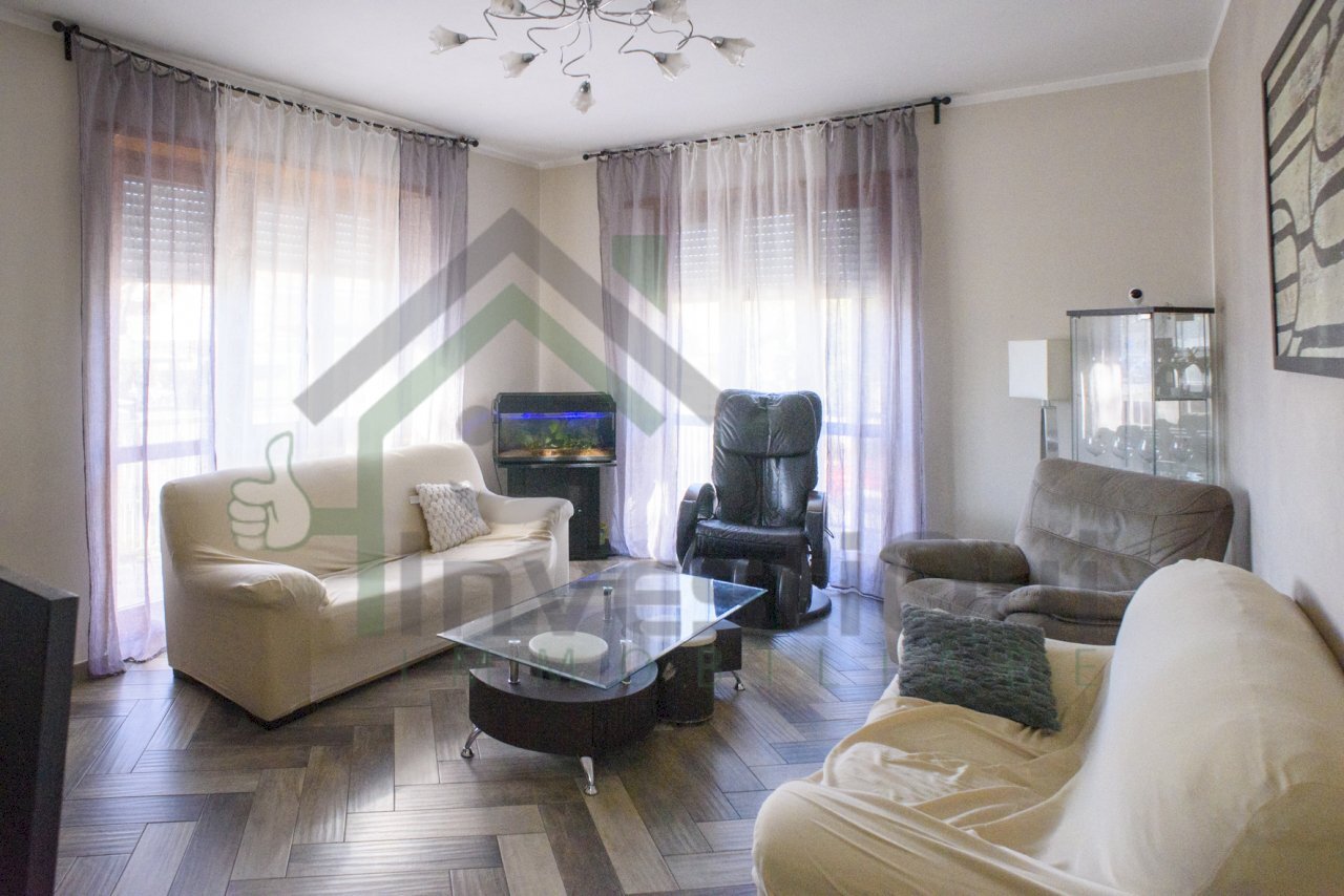 SALONE - Appartamento Via Battitore 67, Ciriè - foto 1