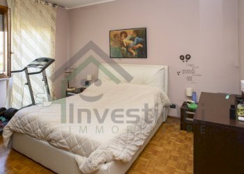 CAMERA MATRIMONIALE - Appartamento Via Battitore 67, Ciriè - foto 15