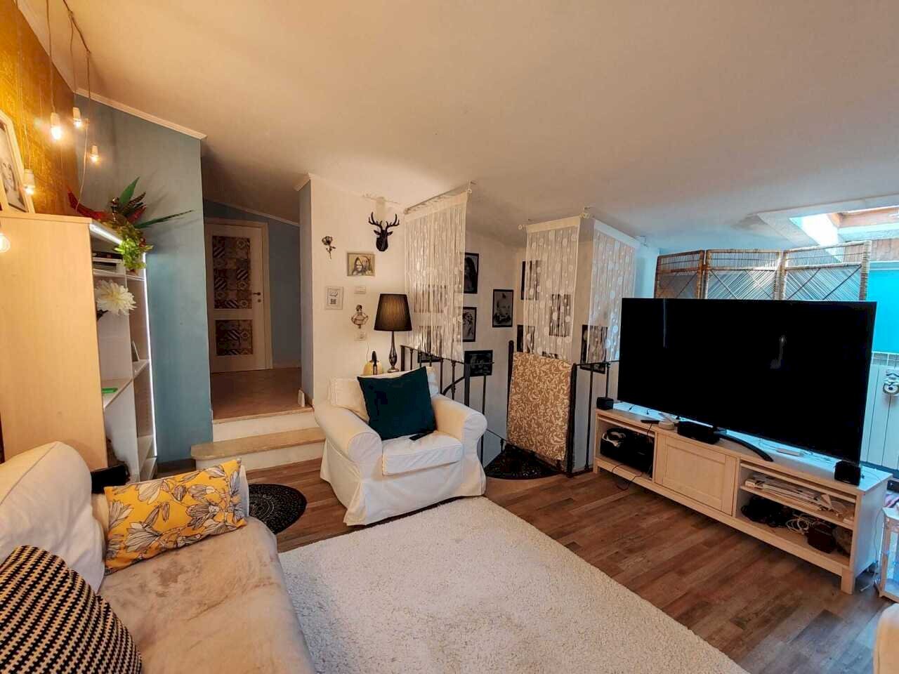 WhatsApp Image 2026-04-03 at 11.07.38 AM (1).jpeg - Appartamento Via nazionale 84, Sant'Angelo Romano - foto 1