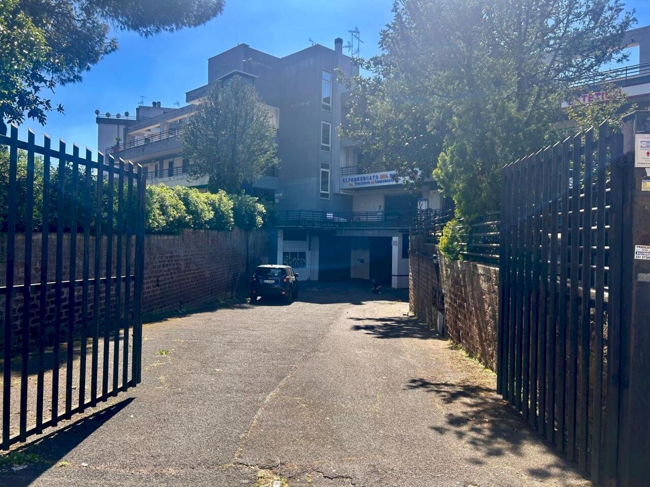 2.jpeg - Magazzino Via dei Mughetti 2, Guidonia Montecelio - foto 2