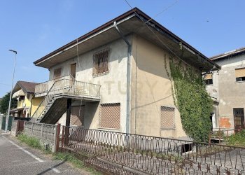 IMG_5125.JPG - Villa Via Giacomo Puccini 5, Oppeano - foto 2