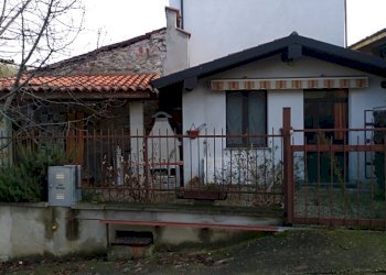 facciata - Portion of a house Località Case Piccioni 53, Ziano Piacentino - photo 11