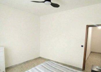 app 1 letto 1.jpg - Appartamento Via Avegno, Roma - foto 3