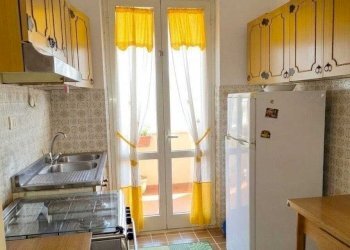 app 2 cucina 1.jpg - Appartamento Via Avegno, Roma - foto 10