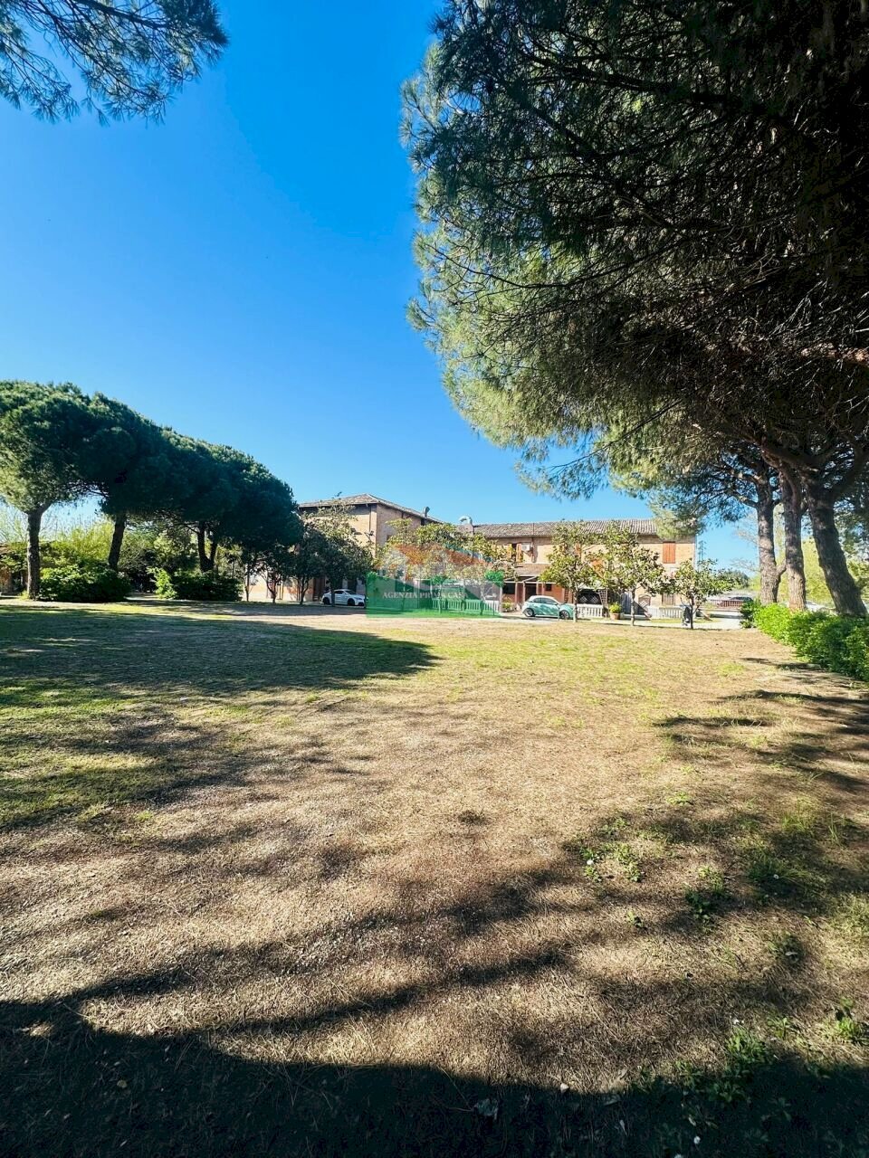 PHOTO-2026-04-07-17-58-33.jpg - Stable - Palace Via Antonio Seppilli, Ravenna - photo 1