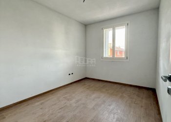 6-IMG_8511.jpeg.jpg - Villa Trifamiliare Rovigo - foto 6