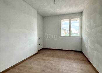 7-IMG_8513.jpeg.jpg - Villa Trifamiliare Rovigo - foto 7