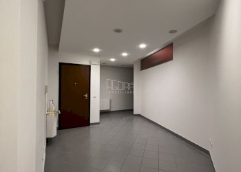 2-5DA125A4-6585-40BE-8F56-BD5241CC795B.jpeg.jpg - Ufficio Rovigo - foto 1