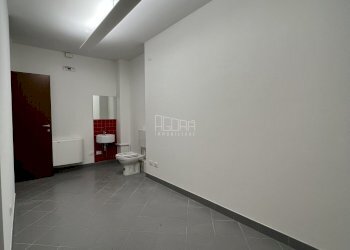 5-8724F247-66A1-4A77-B064-1C23590BF6CF.jpeg.jpg - Ufficio Rovigo - foto 4