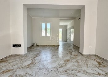 1-IMG_3306.jpeg.jpg - Casa indipendente Via A. Forni 17, Porto Viro - foto 1