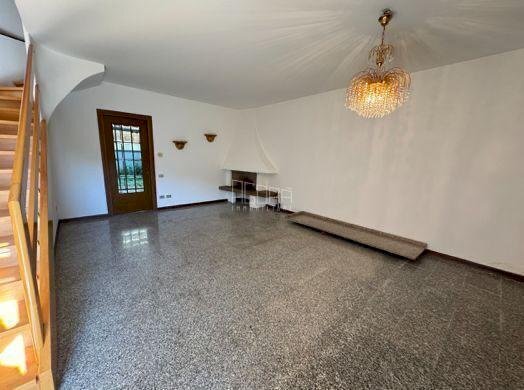 2-WhatsApp Image 2025-05-27 at 18.40.09 (4).jpeg.j - Casa indipendente Viale Tre Martiri 61d, Rovigo - foto 2