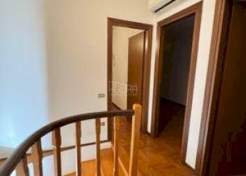 10-WhatsApp Image 2025-05-27 at 18.40.11.jpeg.jpg - Casa indipendente Viale Tre Martiri 61d, Rovigo - foto 9