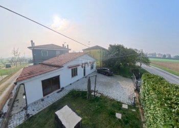 1.jpg - Villa Viale dei Mille 160, Rovigo - foto 28