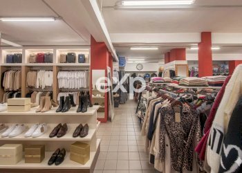 Locale Commerciale Via dei Bragozzi, Roma - foto 5