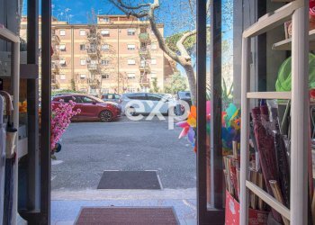 Locale Commerciale Via dei Bragozzi, Roma - foto 10