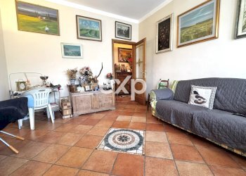 Three-room apartment Via Carlo Cattaneo, Sesto Fiorentino - photo 2