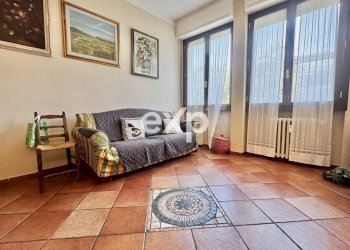 Three-room apartment Via Carlo Cattaneo, Sesto Fiorentino - photo 3