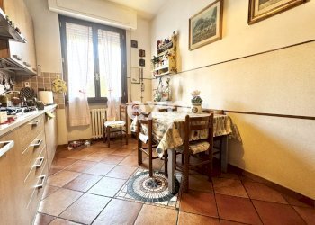 Three-room apartment Via Carlo Cattaneo, Sesto Fiorentino - photo 4