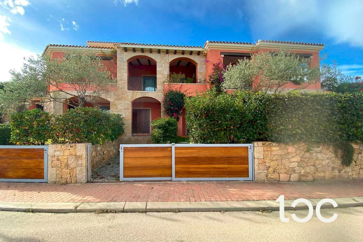 Villa a Schiera San Teodoro - foto 1