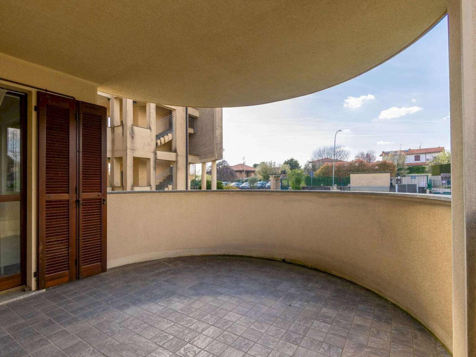 Two-room apartment Bernareggio - photo 3