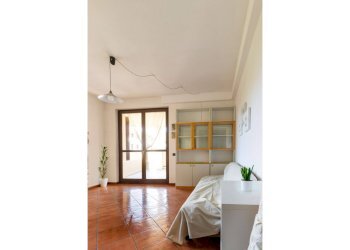 Two-room apartment Bernareggio - photo 2