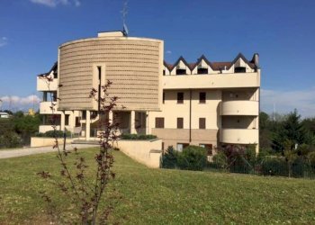 Two-room apartment Bernareggio - photo 4