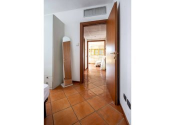 Two-room apartment Bernareggio - photo 17