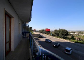 Trilocale Via Alcide De Gaspari, Martina Franca - foto 17