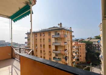 Trilocale via Laviosa, Genova (zona Pegli) - foto 1