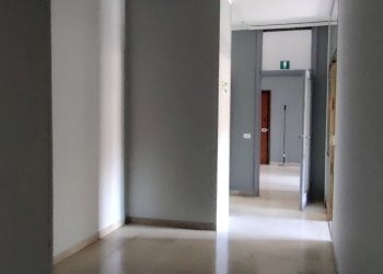 Corridoio - Apartment via Millefonti, 39, Torino (neighborhood Nizza Millefonti) - photo 17