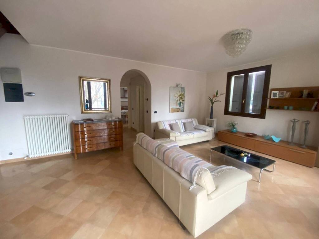 Villa a Schiera Castellarano - foto 1