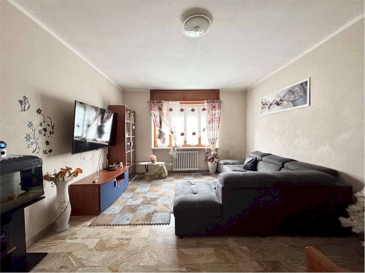 Four-room apartment Via Busca, 16, Centallo - photo 2