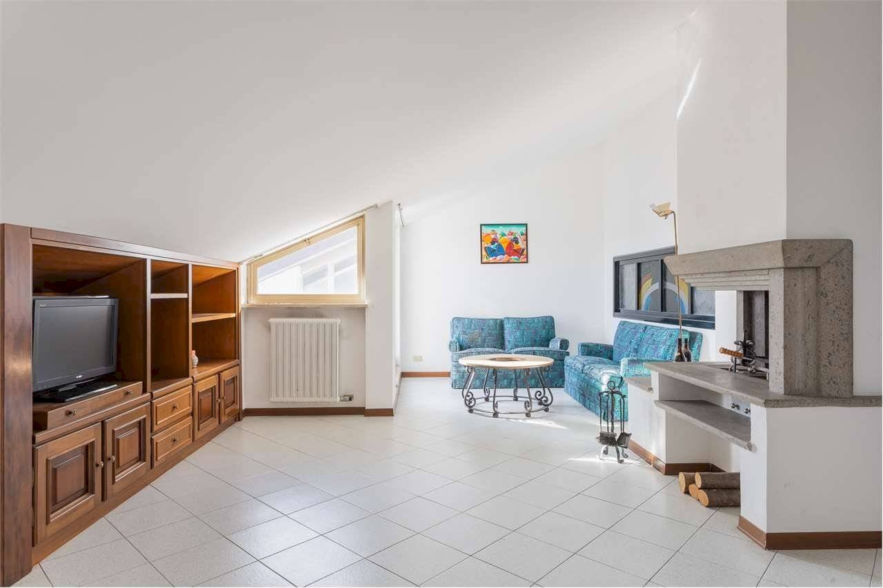 Attic Via Fenoglio, 22/b, Cuneo (neighborhood San Paolo) - photo 3