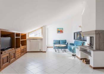 Attic Via Fenoglio, 22/b, Cuneo (neighborhood San Paolo) - photo 3