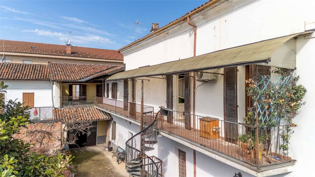 Independent house Via benevagienna, 24, Carrù - photo 3