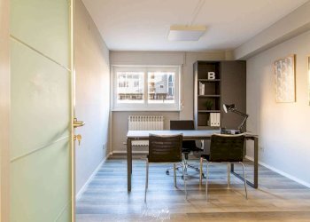 Office Via massimo d'azeglio, 13/b, Cuneo (neighborhood Centro) - photo 9