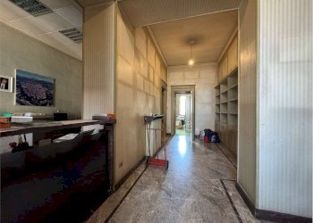 Ufficio Piazza Galimberti, 5, Cuneo (zona Centro Storico) - foto 5