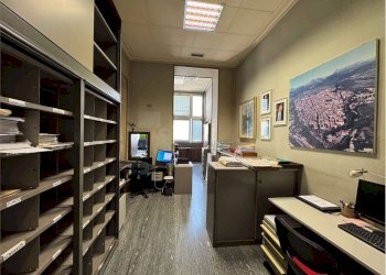 Ufficio Piazza Galimberti, 5, Cuneo (zona Centro Storico) - foto 8