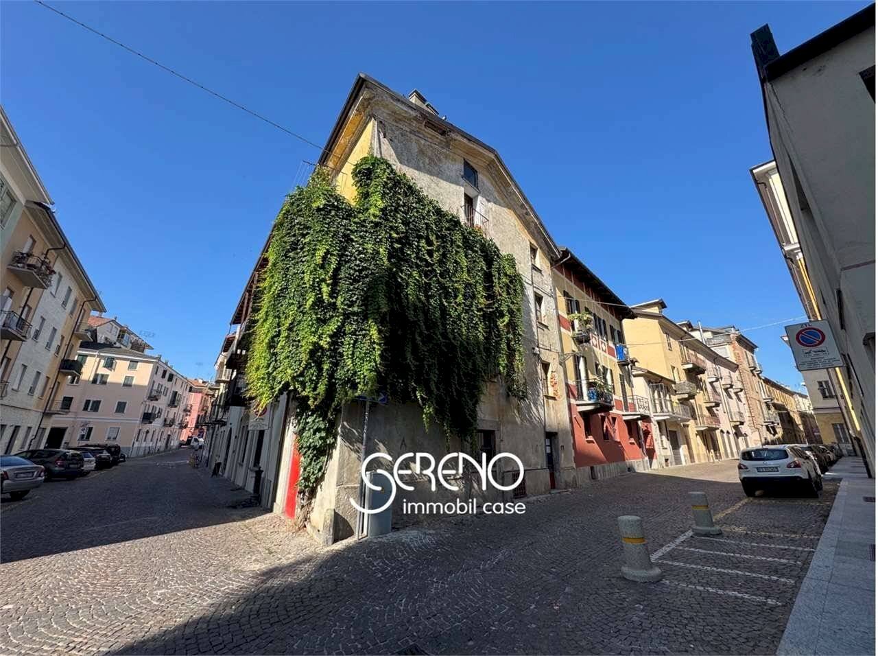 Office Via Fratelli Ramorino, 12, Cuneo (neighborhood Centro Storico) - photo 1