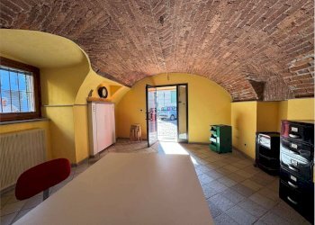 Office Via Fratelli Ramorino, 12, Cuneo (neighborhood Centro Storico) - photo 7